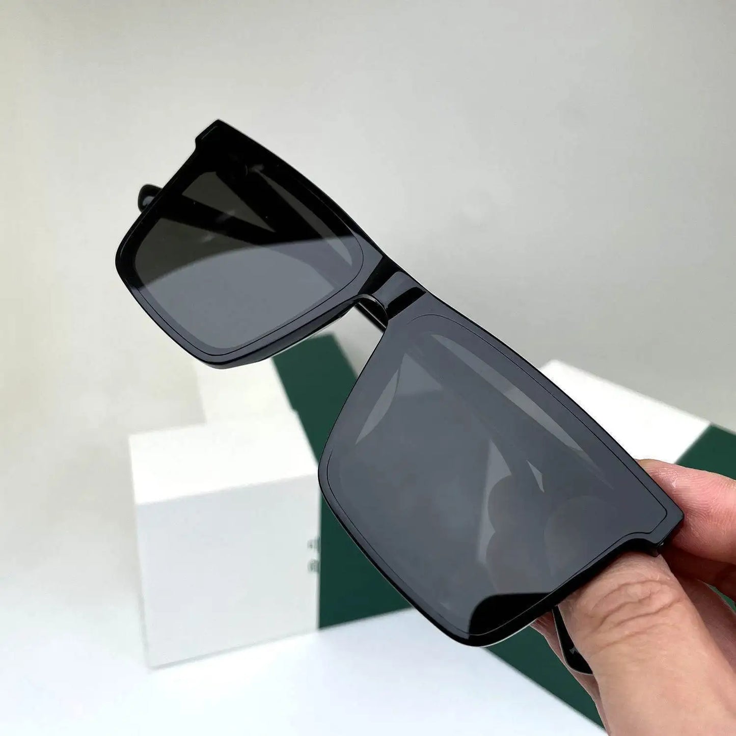 New Fashion Square Sunglasses Women Men Designer Luxury unisex